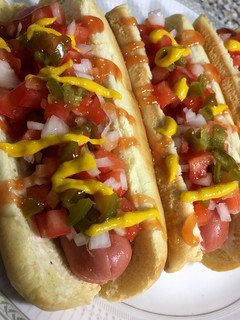 Una foto de Hot dogs doraditos🌭