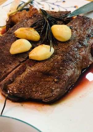 Hình của món Beefsteak chuẩn Tây.