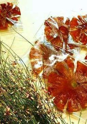 Hình của món MỨT TRÁI THƠM HOA CÚC, VỊ CHANH. .