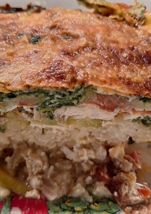Csirkés - spenótos rakott cukkini recept fotója