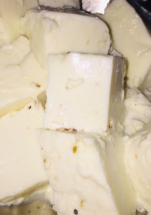A picture of Cheek/ kharwas (colostrum).