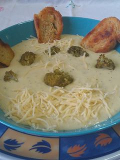 Una foto de 🍵 Crema de Tallos de Brócoli