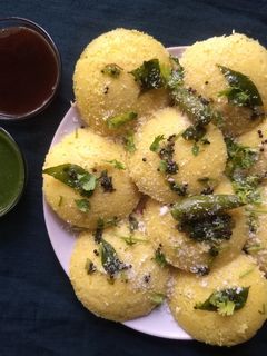 ইডলি ধোকলা (idli dhokla recipe in Bengali) রেসিপির প্রধান ছবি