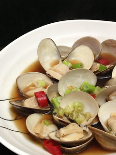 【家樂福廚房】深夜食堂》酒蒸蛤蜊(第39夜) 的食譜成品照片