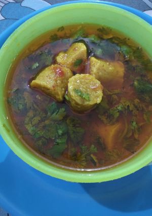 A picture of Gatte ki sabzi.