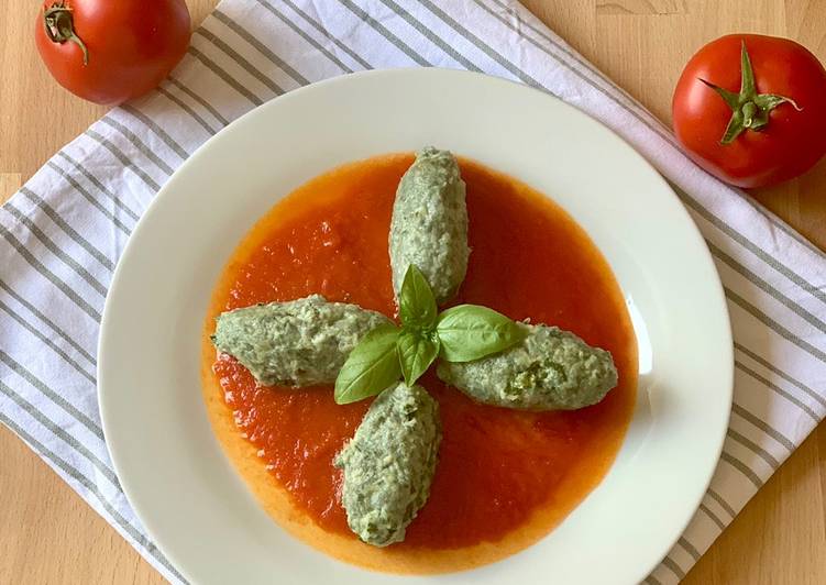 Gnudi al pomodoro fresco