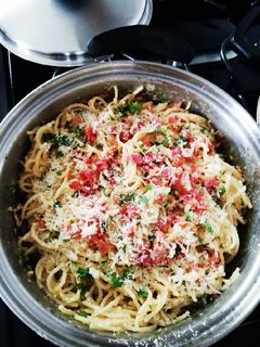 Una foto de Spaghetti a la Carbonara
