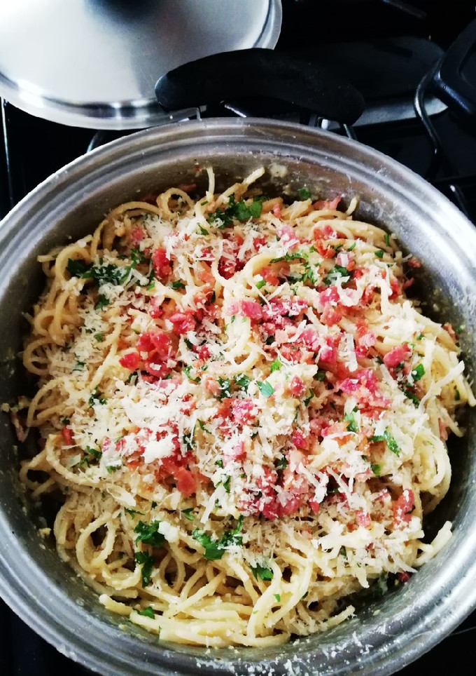 Una foto de Spaghetti a la Carbonara