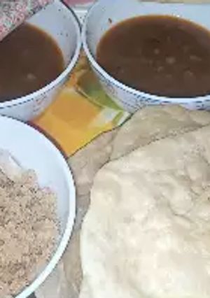 A picture of Halwa pori.