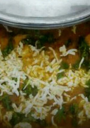 A picture of Paneer curry.