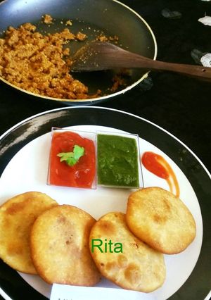 A picture of Moong Dal Kachori.