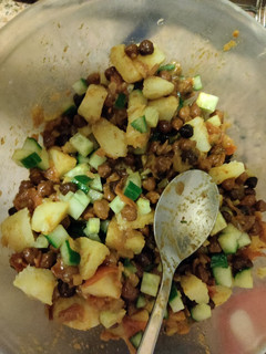 A picture of 3 colour black chickpea chaat.