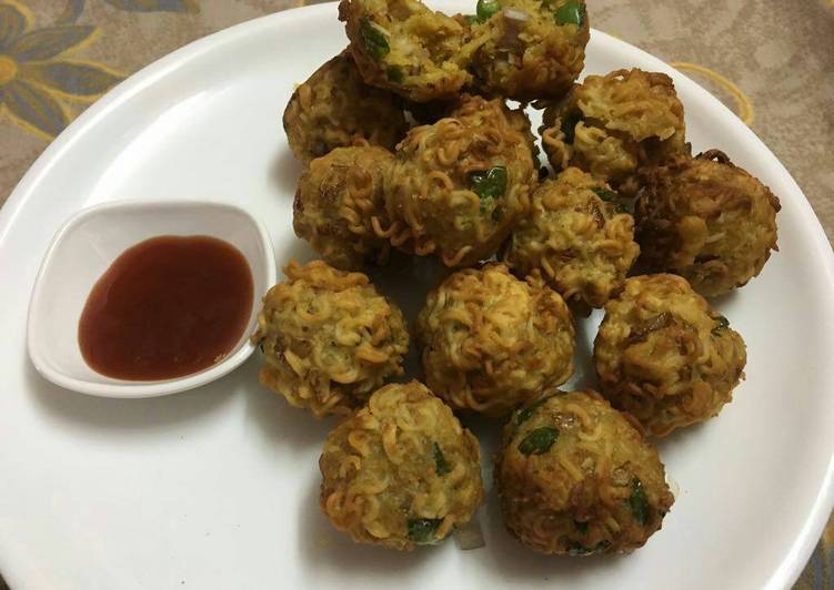 Simple Way to Make Perfect Cheesy maggi fritters