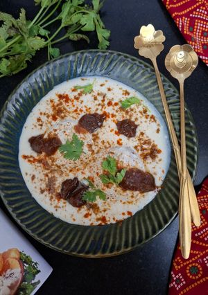 A picture of Dahi Vada/ 5 Minutes Dahi Bhalla Recipe/ Instant Dahi Vada For Summer ☀️.