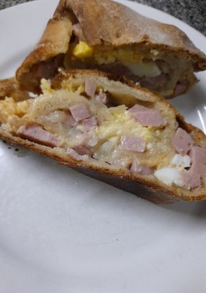 Una foto de Calzone fácil y rápido