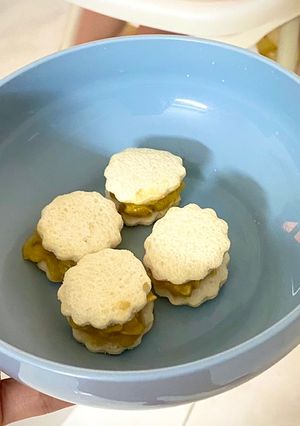 Hình của món Sandwich kẹp chuối cho bé.