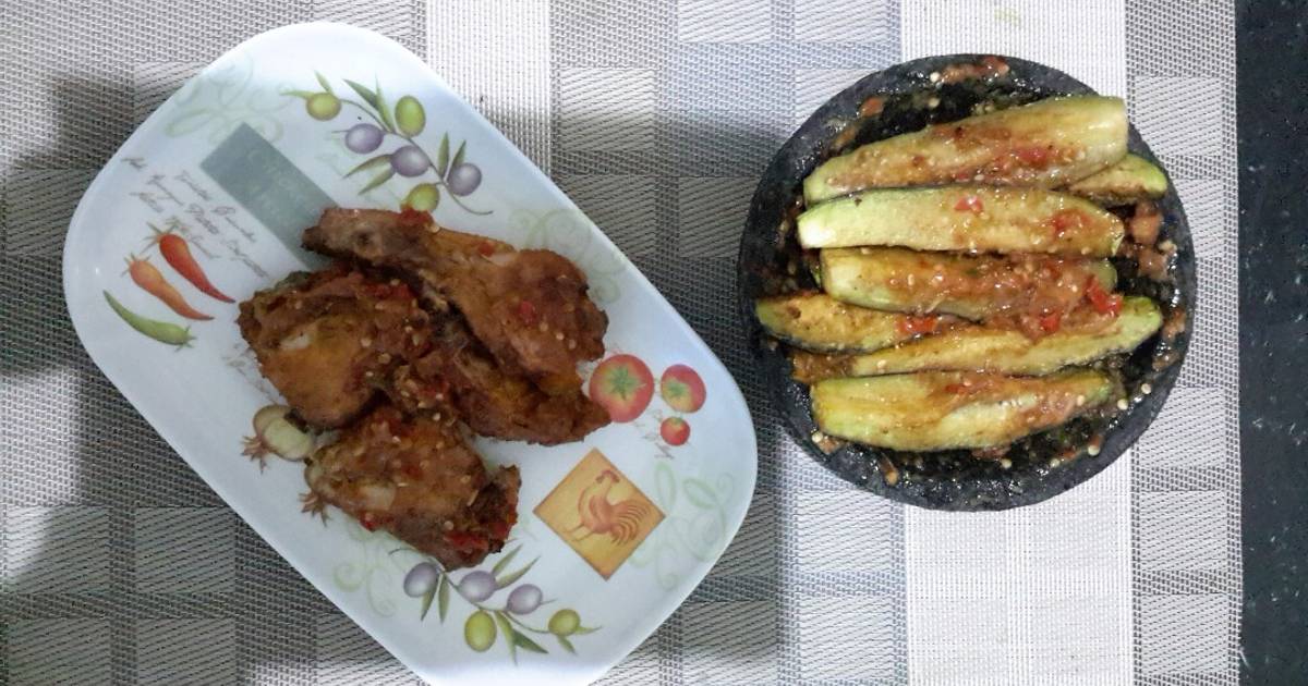 Resep Ayam dan terong penyet klenger oleh Nurfazrin - Cookpad