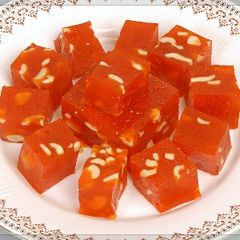 A picture of Bombay Halwa or Corn  Flour Halwa.