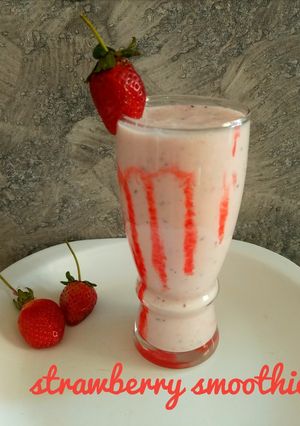 A picture of Strawberry Smoothie.