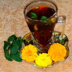 A picture of Sulaimani tea/ Arabic tea.