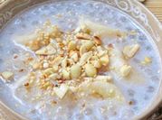 Una foto de pastel de tapioca