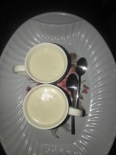 A picture of Kunun Semovita (pap/gruel).