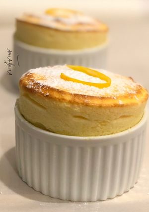 A picture of Lemon soufflé.