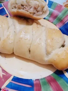 A picture of Chicken bread.