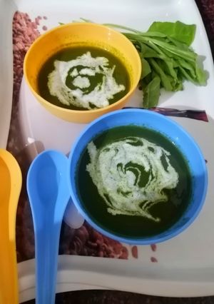 पालक सूप (Palak soup recipe in Hindi) रेसिपी मुख्य फोटो