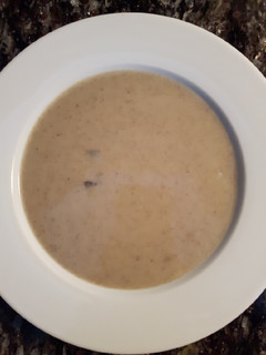 A picture of Mushroom Soup.