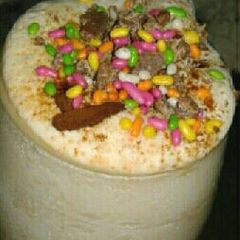 A picture of Frappuchhino.