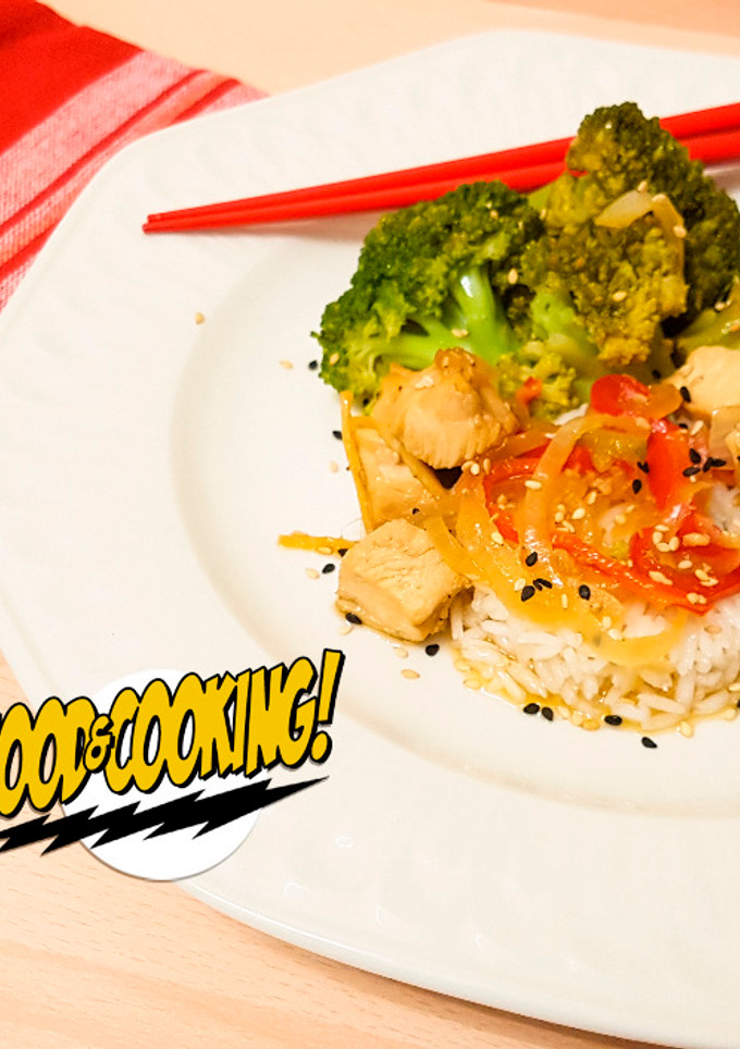 Una foto de Wok Thäi de Pollo y Verduras