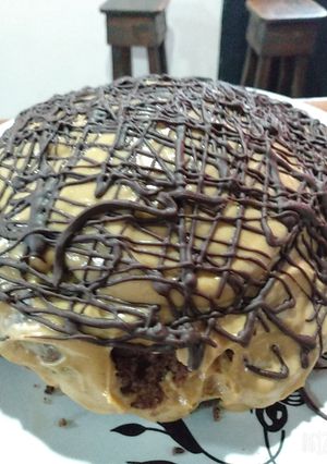 Una foto de Torta de chocolate con mousse de dulce de leche