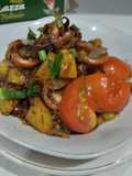 Cumi kentang tumis mentega