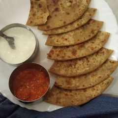 Plain Parantha A picture of Plain Parantha.