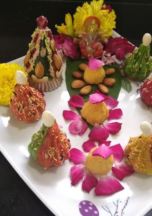 A picture of Bread-Oats Modak.