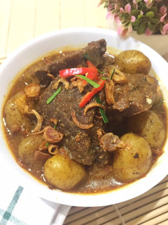 Foto resep Semur Daging Kentang
