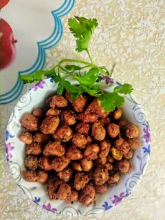 कुरकुरीत शेंगदाणा मसाला (shengdana masala recipe in marathi) रेसिपी चे मुख्य फोटो