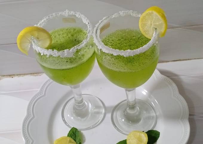 Steps to Prepare Award-winning Spanish Margarita