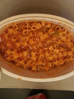 صورة لوصفة مكرونة بالصلصة