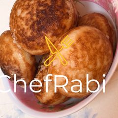 A picture of Masa/rice pancakes.