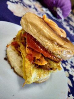 Foto resep Burger dengan patty homemade