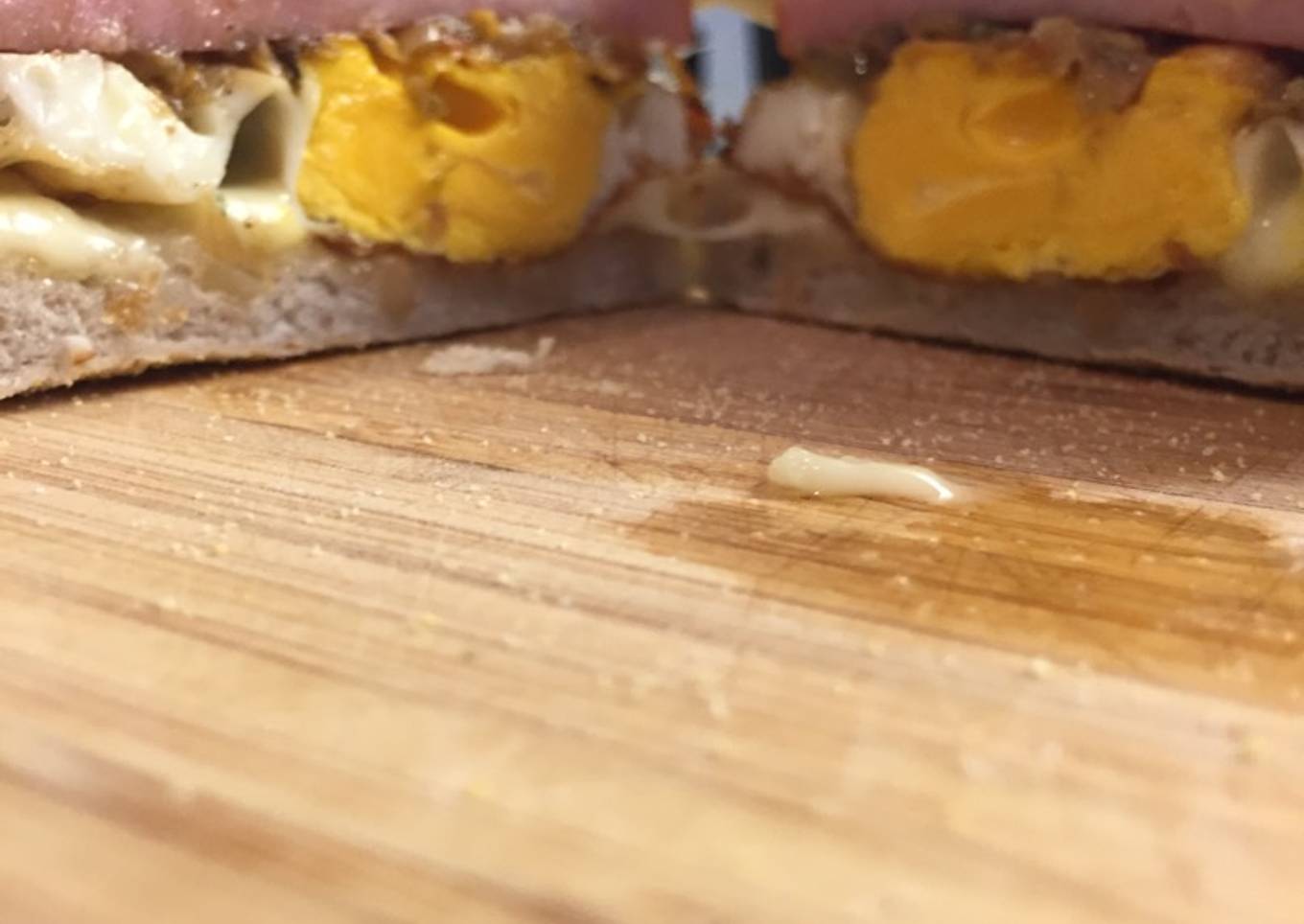 Egg ham & cheese muffin