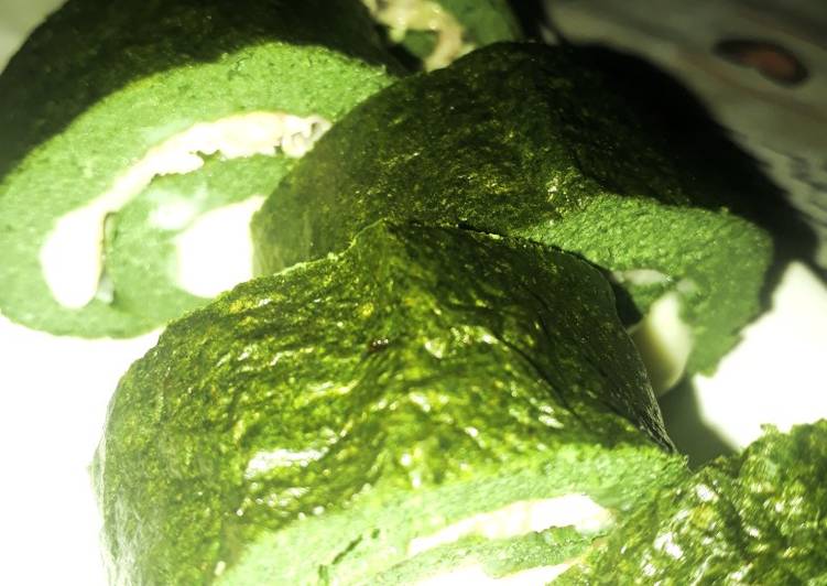 Rotolo di spinaci farcito