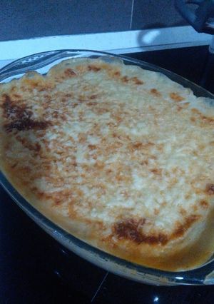 Una foto de Puré de patatas y merluza a la bechamel