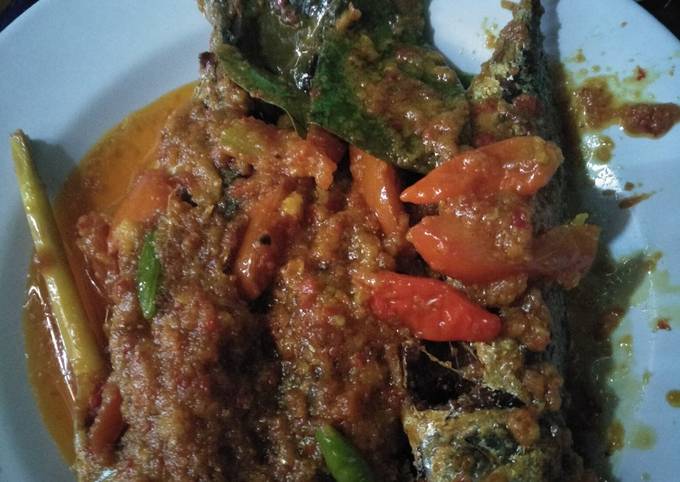 Tutorial Memasak Resep Pesmol Ikan kembung