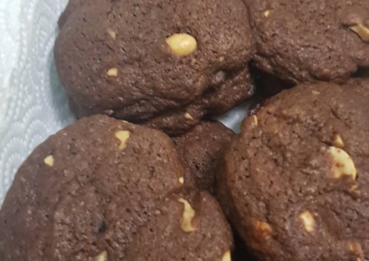 Recipe of Homemade Reverse chocolate chip cookie