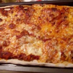 A picture of Easy pizza.