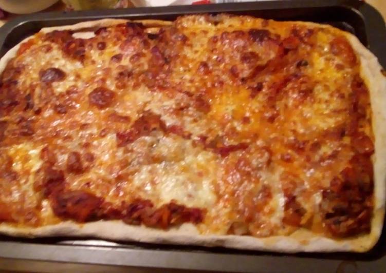 Simple Way to Prepare Any-night-of-the-week Easy pizza