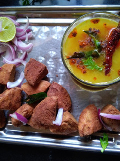 A picture of Dal Bafla.